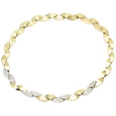 Collier à maillons en forme de feuille en or jaune et diamants pavés