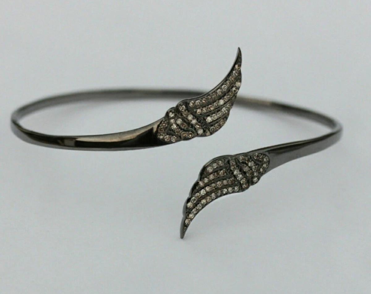 Taglio rotondo Bracciale Pave Diamond Angle Wing Bracciali con diamanti in argento 925 in vendita