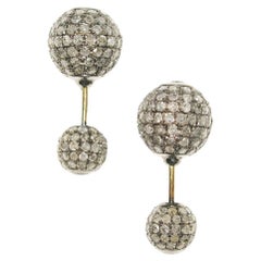 Boucles d'oreilles tunnels en or et argent 18k avec boules de diamants Pave Champagne