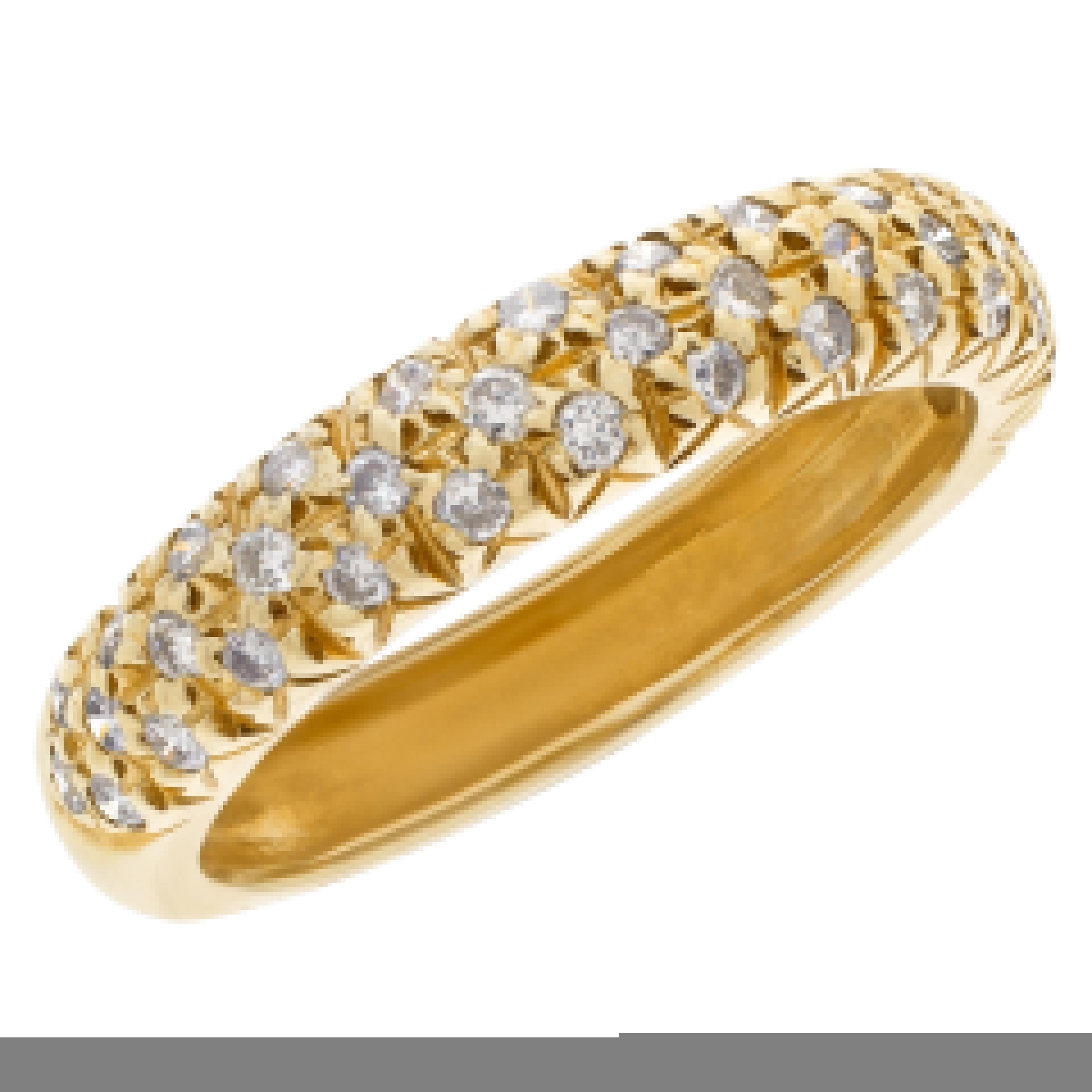 Round Cut Pavé Diamond Band in 14k Yellow Gold. 0.80 Carats in Diamonds For Sale