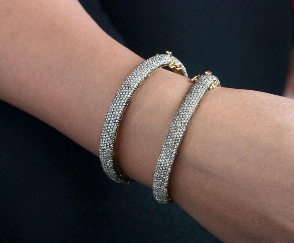 Donna Bangle con pavé di diamanti in oro 14k e argento 925 fatto a mano in vendita