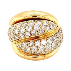 Pave Diamond Bombe 18K Yellow Gold Ring, circa 1970s