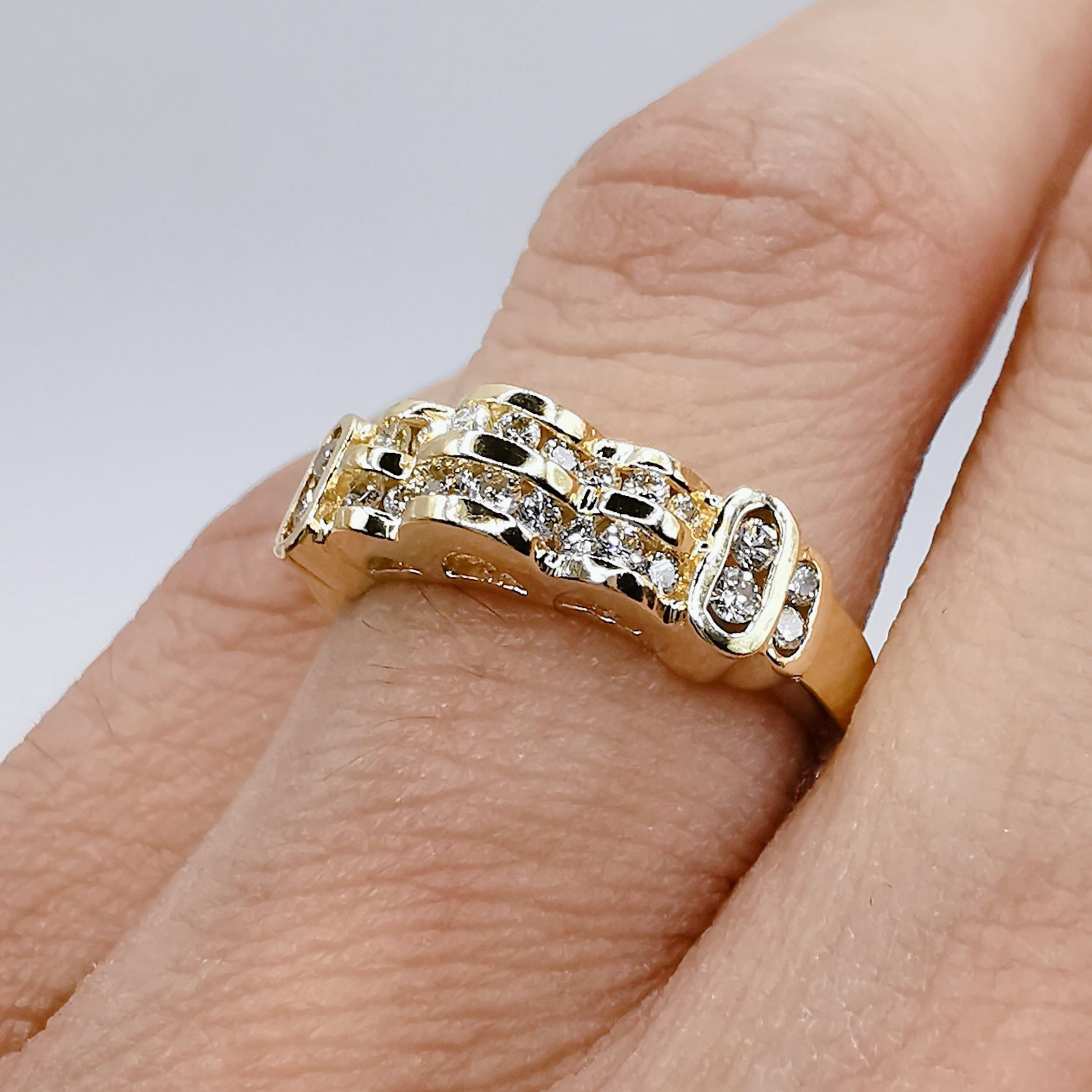 Braut- oder Herren- Unisex-Ring aus 18 Karat Gelbgold mit Diamanten in Kanalfassung im Angebot 4
