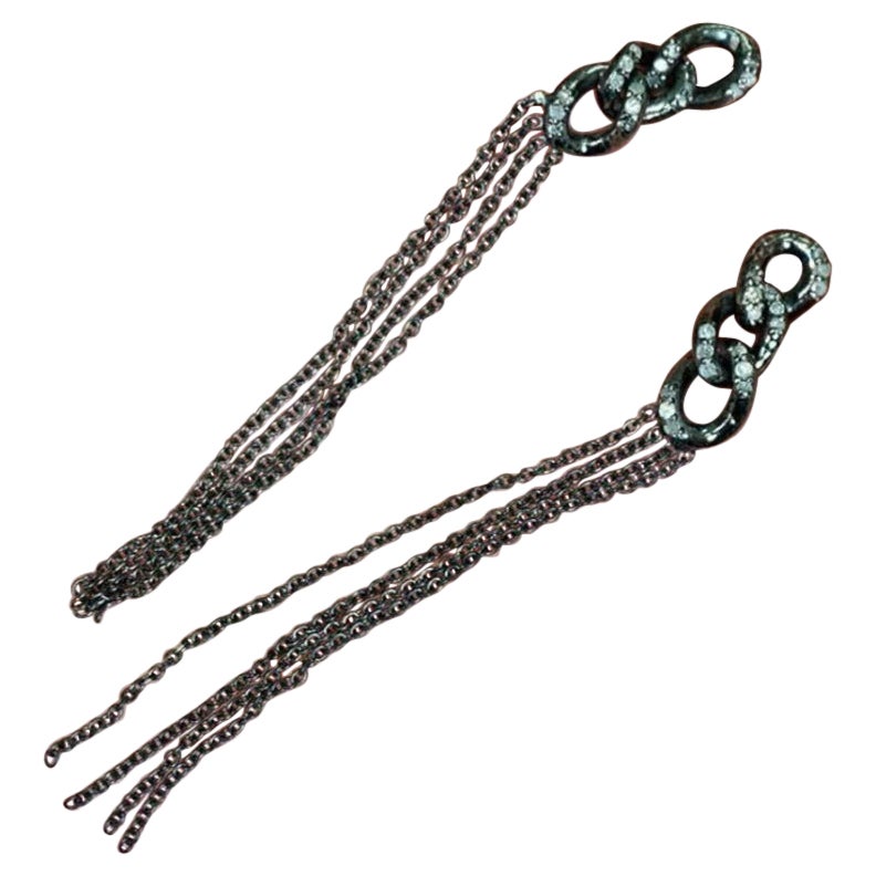 Boucles d'oreilles chandelier en or 14 carats avec diamants pavés et chaîne en argent 925 et diamants en vente