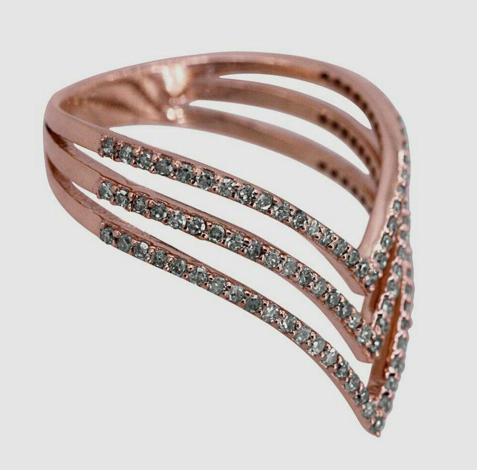 Round Cut Pave Diamond Chevron Ring 14k Gold Minimalist Fine Jewelry Wedding Ring Gift For Sale