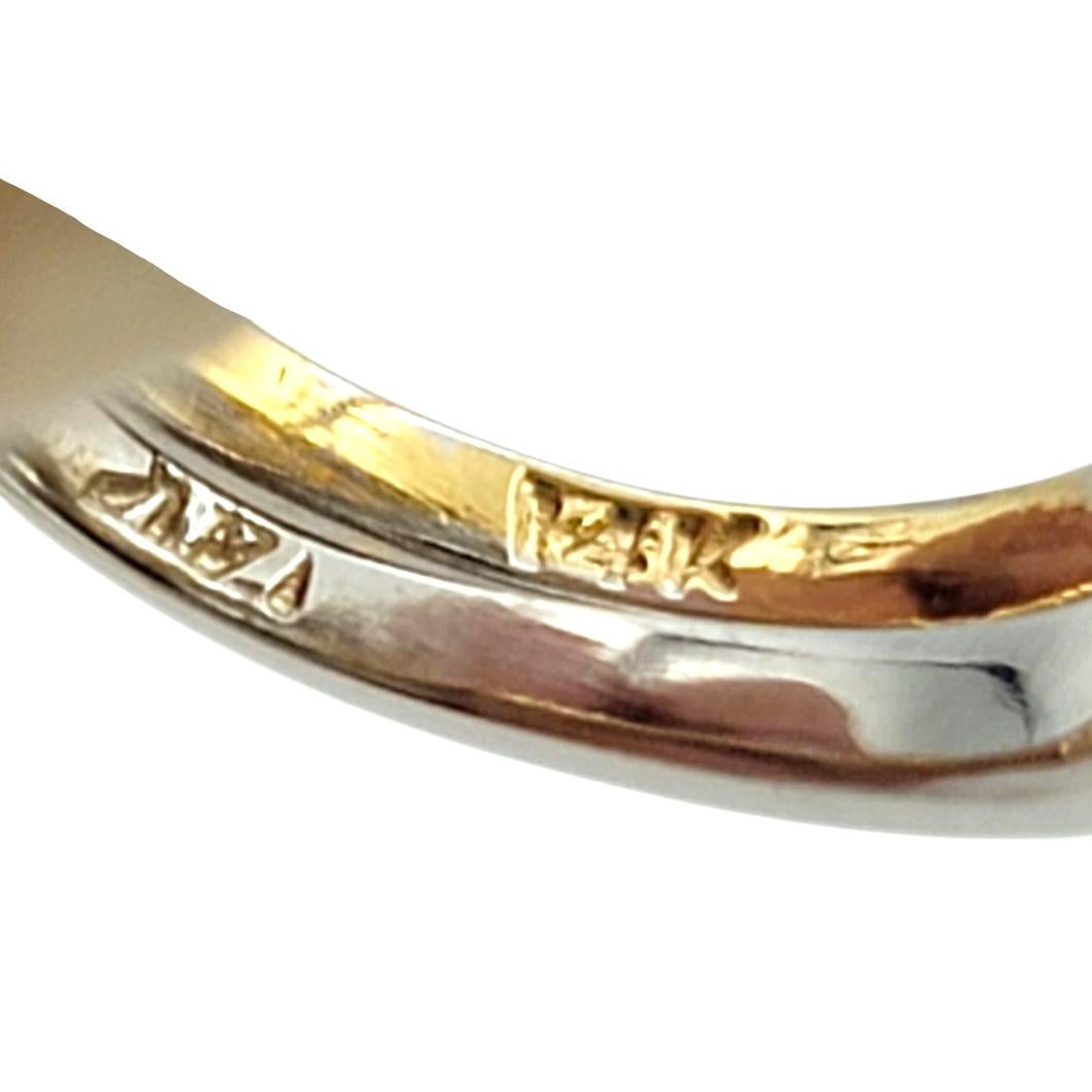 Anillo de cóctel estilo bypass con pavé de diamantes en oro de 14 quilates bicolor en venta 1