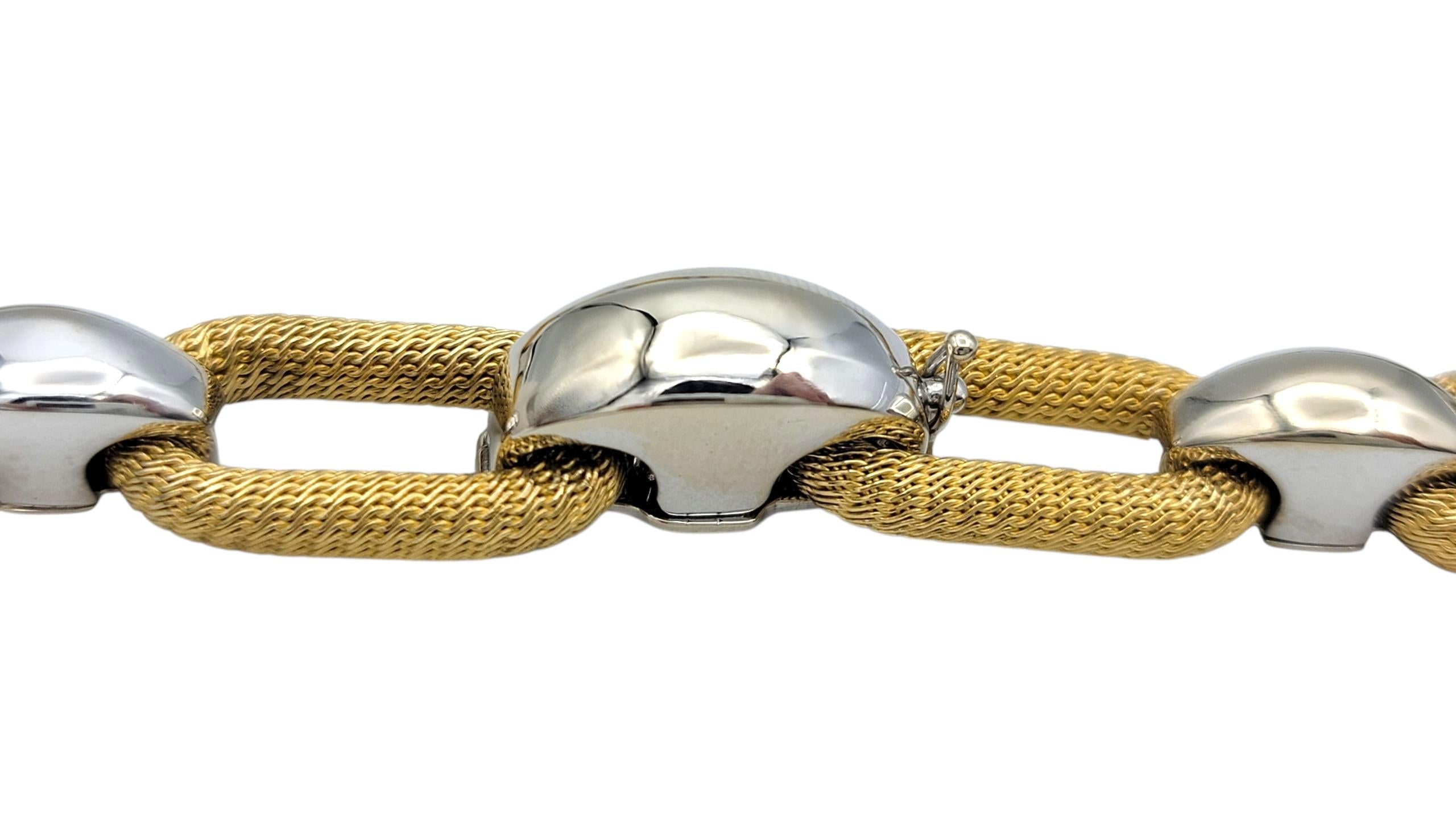 Pavé-Diamant-Büroklammer-Gliederhalskette aus strukturiertem 18 Karat Gelbgold Damen im Angebot