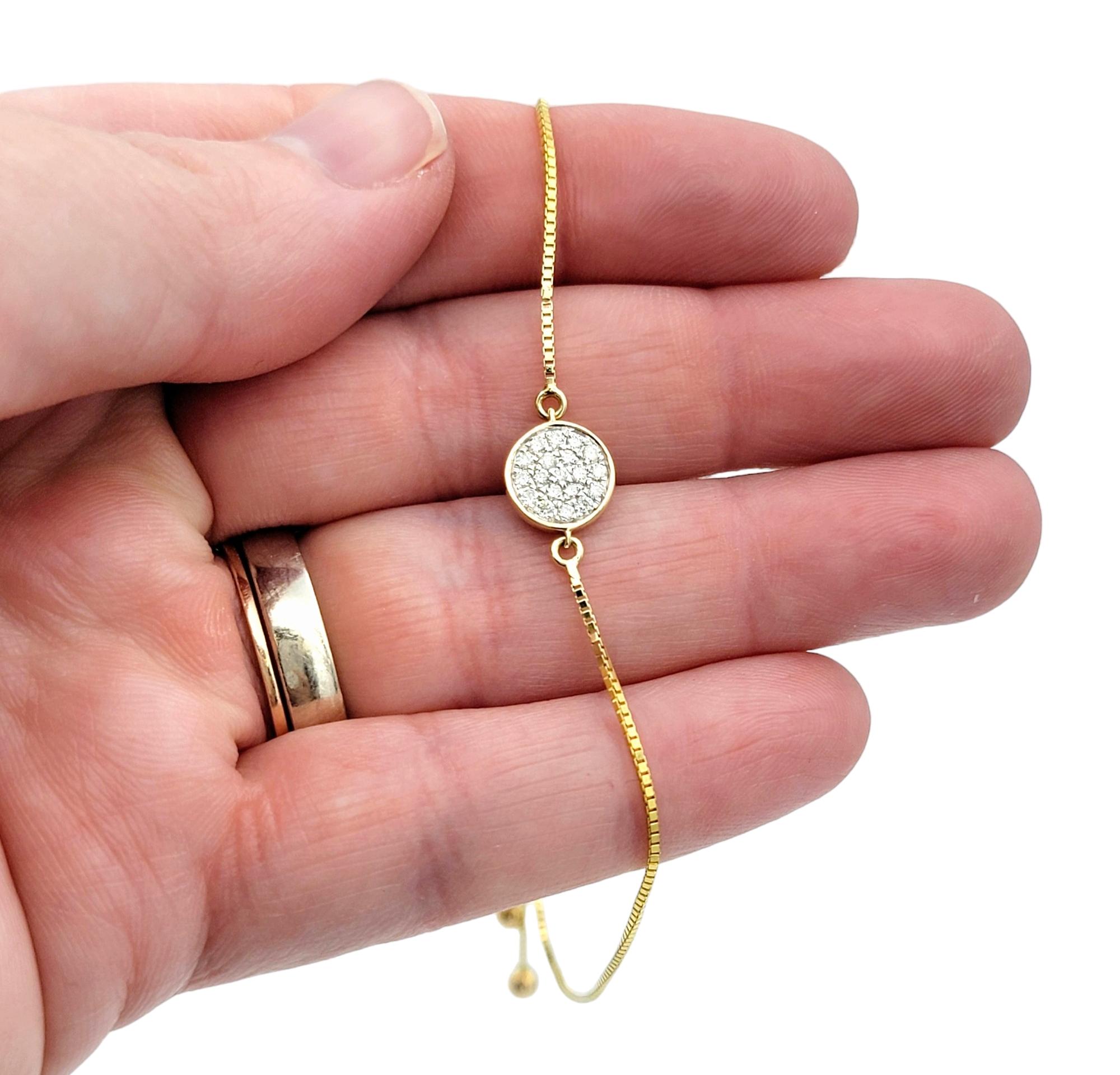Bracelet chaîne réglable à une seule station en or jaune 10 carats avec diamants pavés en vente 1
