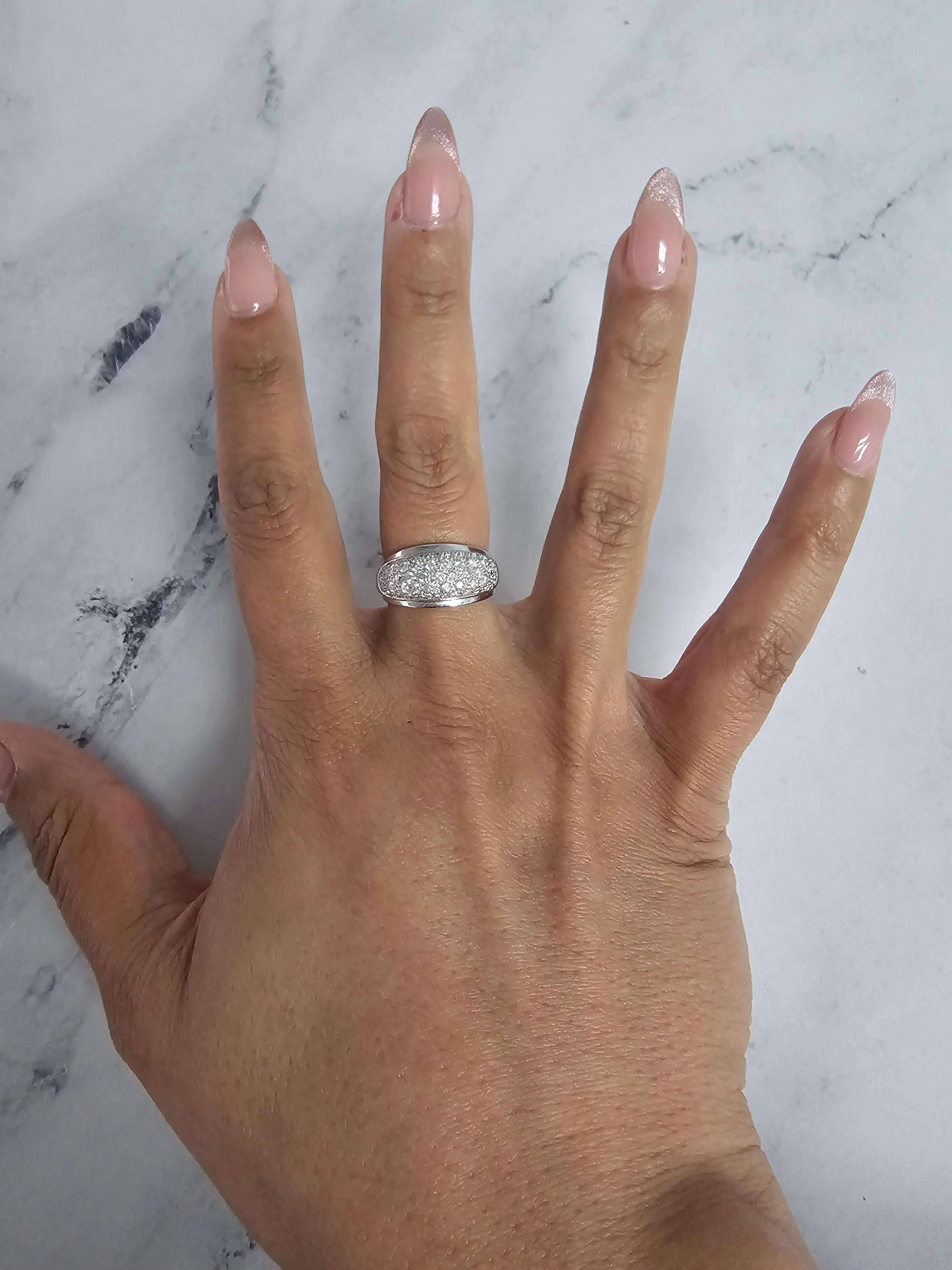 Round Cut Pave Diamond Cluster Diamond Ring 14k White Gold For Sale