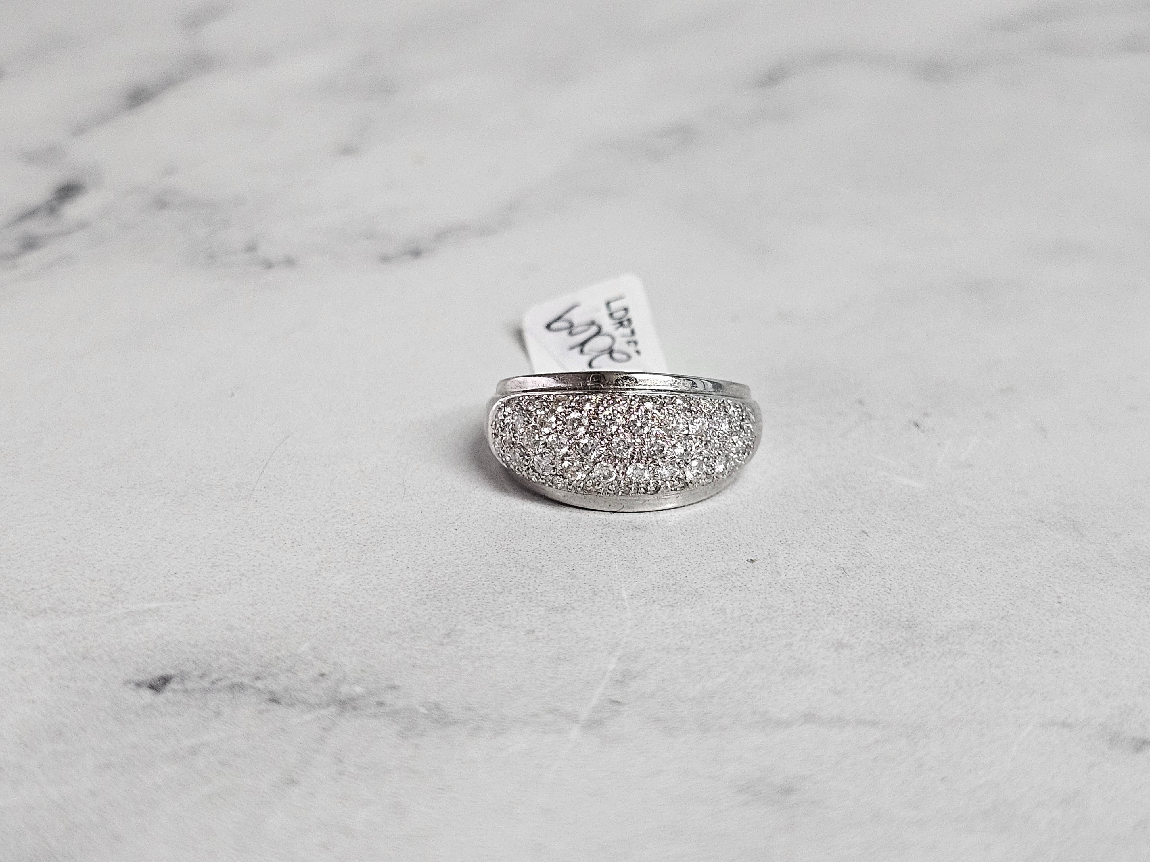 Pave Diamond Cluster Diamond Ring 14k White Gold In New Condition For Sale In Sugar Land, TX