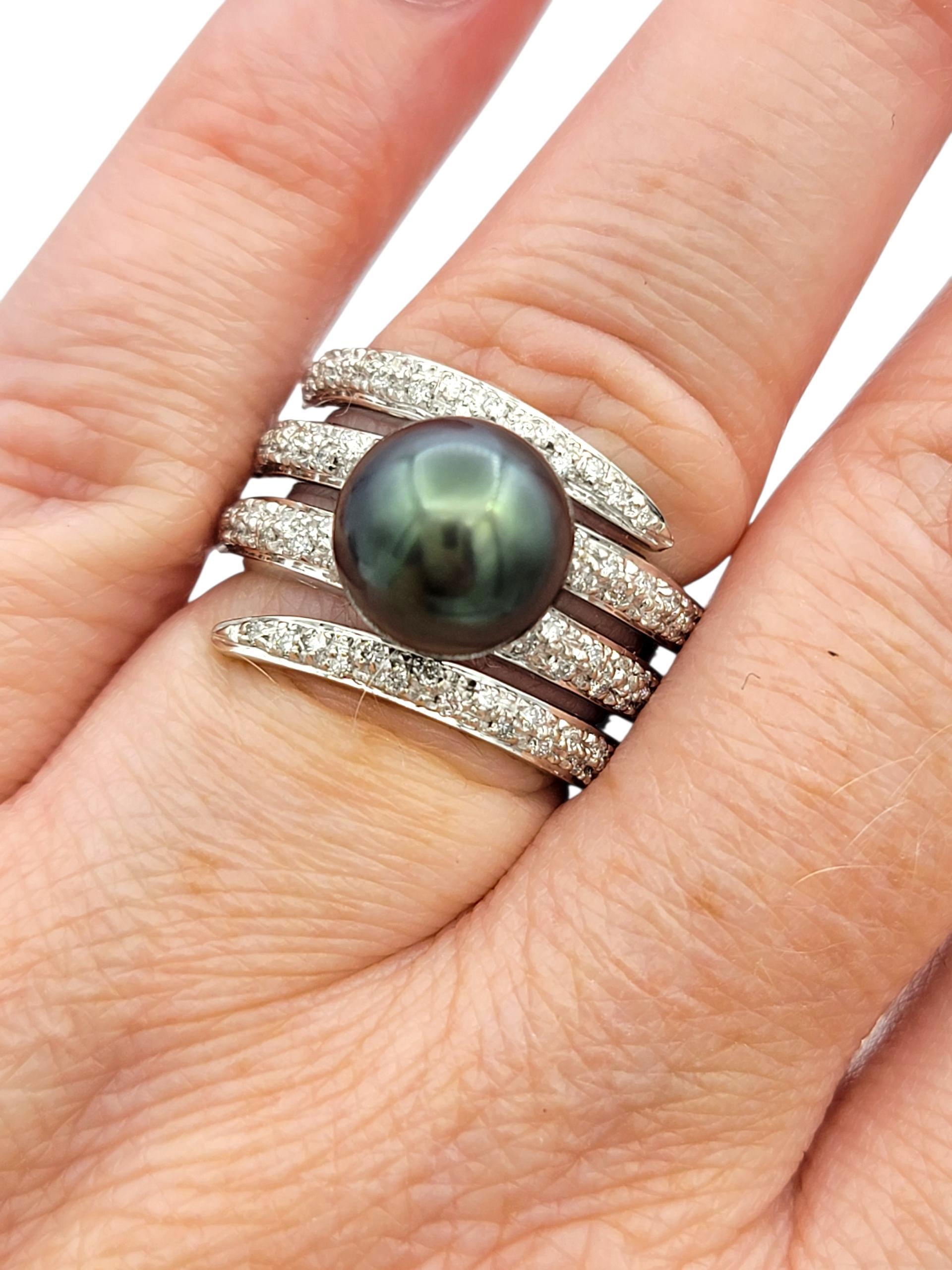 Anello a fascia larga con diamante Pavé e perla di Tahiti in oro bianco 18 carati in vendita 2