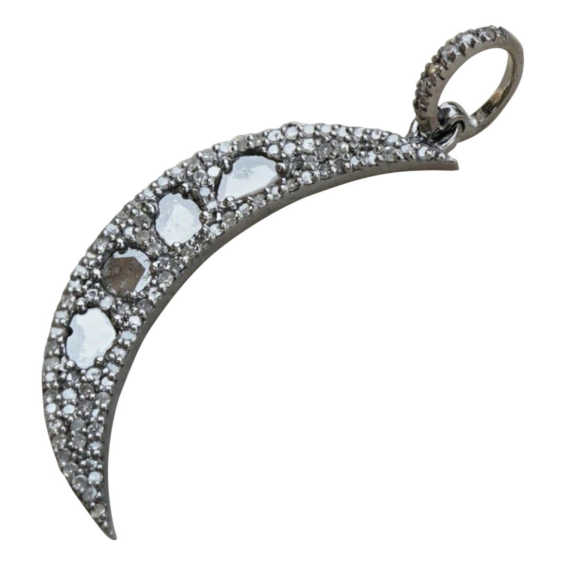 Pendentif en forme de croissant de lune en argent 925 avec diamants pavés Cadeau en diamant fait à la main.
