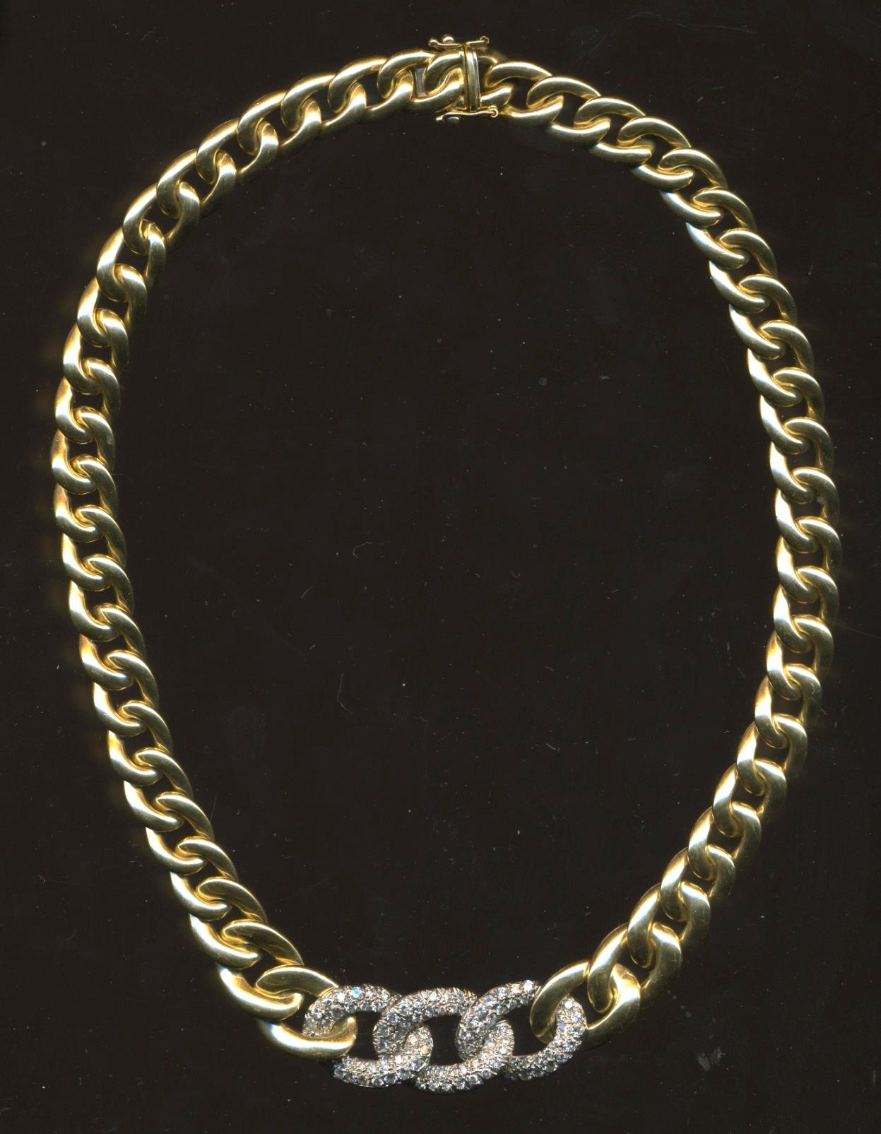 Pave Diamond Cuban Link Necklace in 18k For Sale 4
