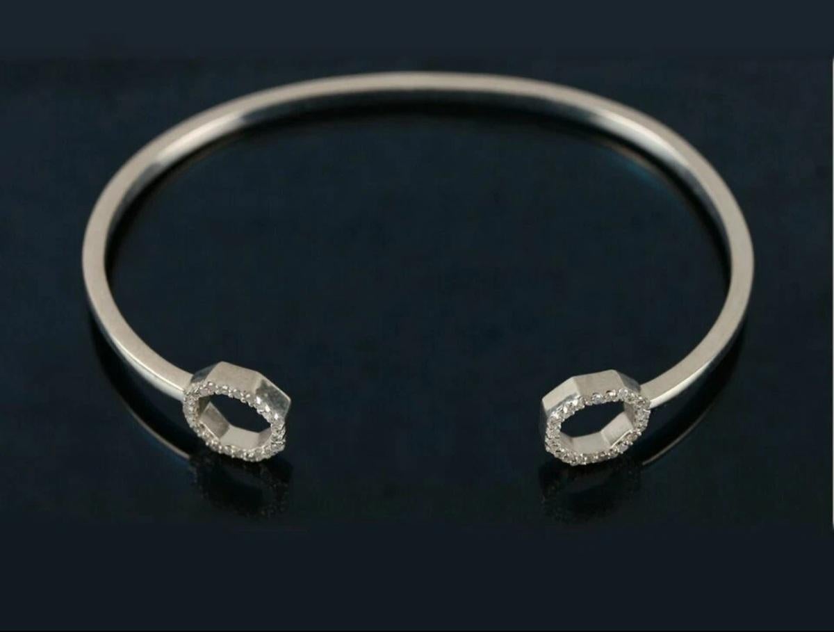 Bracciale con pavé di diamanti in argento 925 Regalo di compleanno di moda con diamanti. in vendita 3