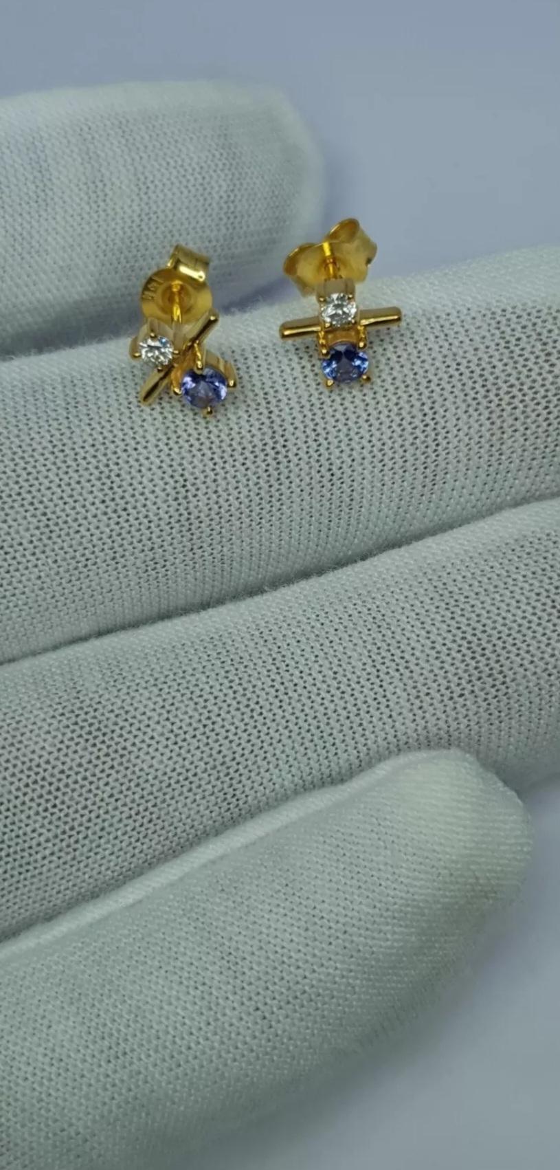 Boucles d'oreilles ravissantes en or 14 carats avec diamants pavés et tanzanite, cadeau de anniversaire Neuf - En vente à Chicago, IL