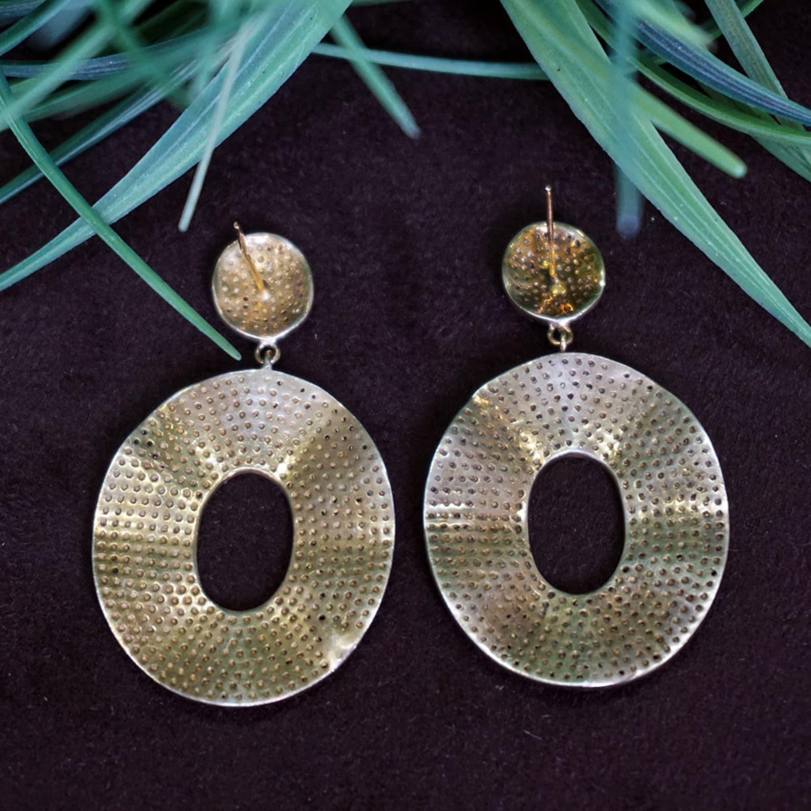 Orecchini a pendente con diamanti Pave in oro massiccio 14k Orecchini in argento Sterling 925 In condizioni Nuovo in vendita a Chicago, IL