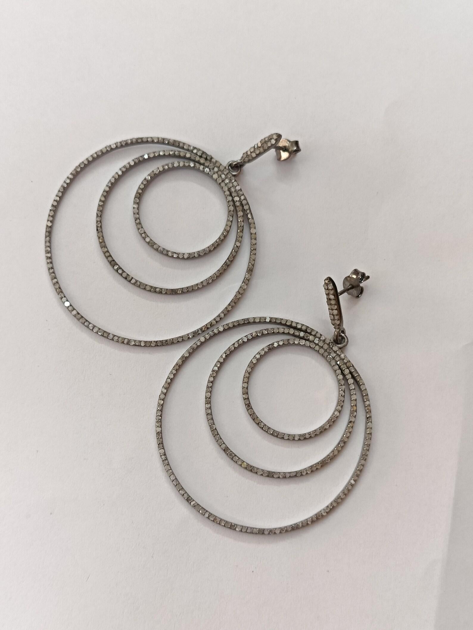 Donna Pave Diamond Dangle Hoop Earring 925 Sterling Silver Regalo di nozze per le donne. in vendita