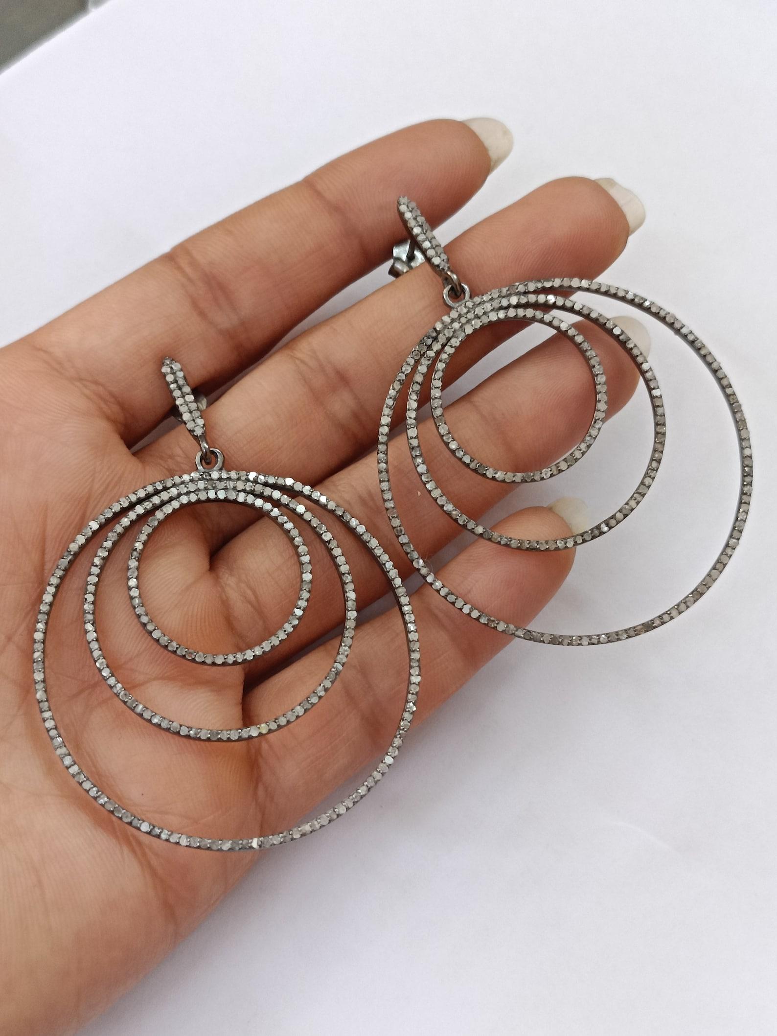 Pave Diamond Dangle Hoop Earring 925 Sterling Silver Regalo di nozze per le donne. in vendita 3