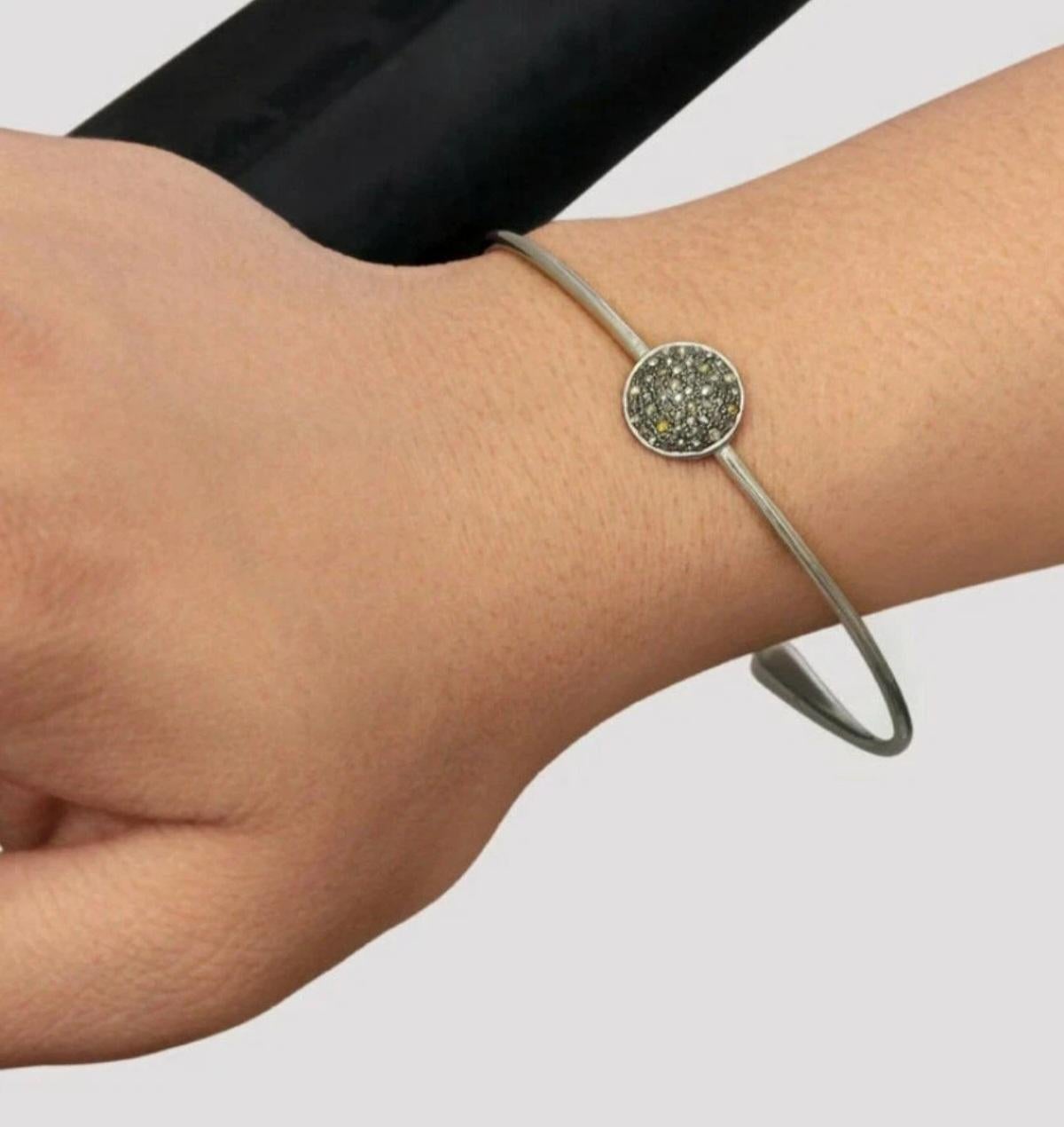 Bracelet manchette à disques en diamants pavés, argent 925 et diamants, bijouterie d'art en vente 3