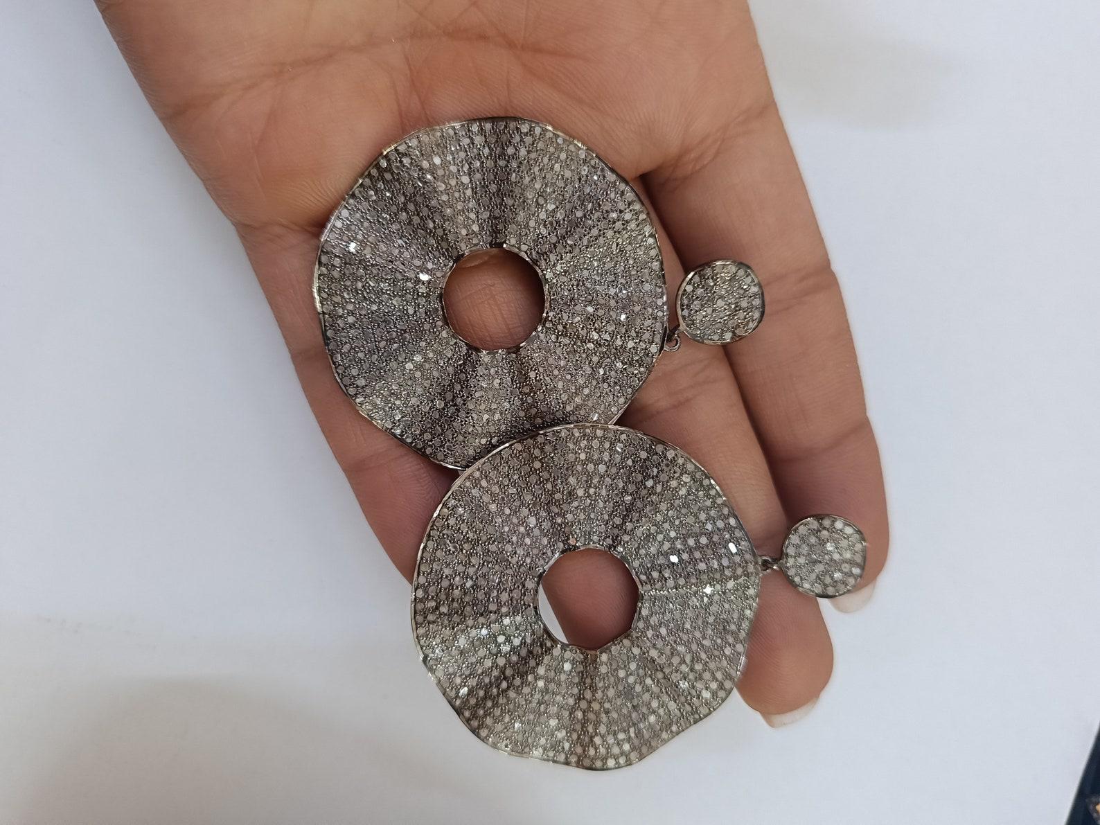 Pave Diamond Disc Dangle Earring 925 Sterling Silver Antique Jewellery Gift. In New Condition For Sale In Chicago, IL