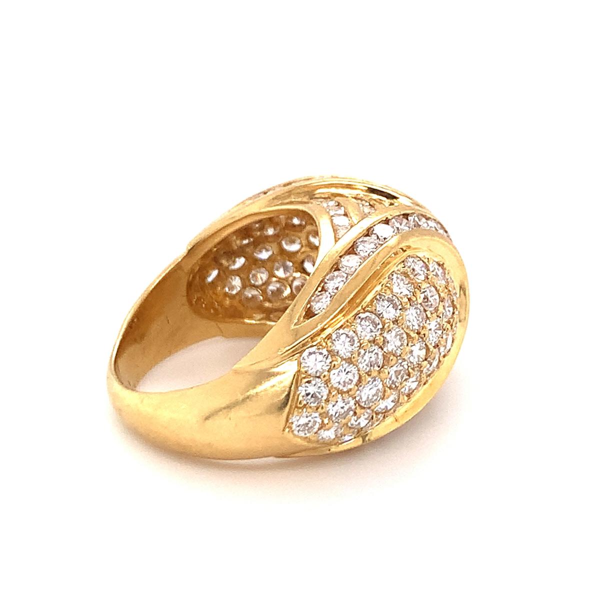 Pave Diamond Dome 18K Yellow Gold Ring, circa 1970s For Sale 1