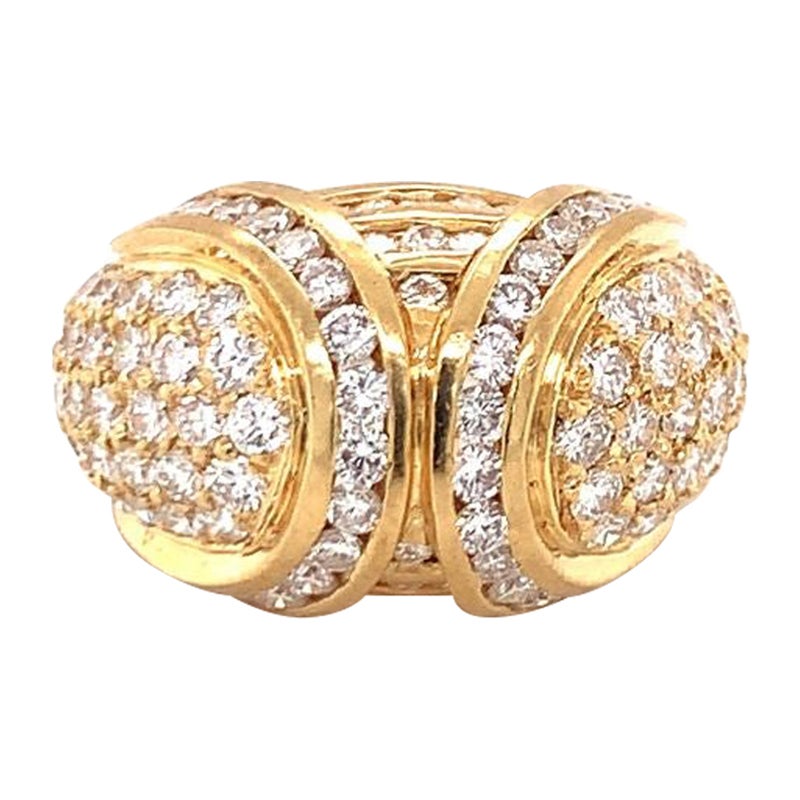 Bague en or jaune 18K avec dôme en diamant pavé, circa 1970