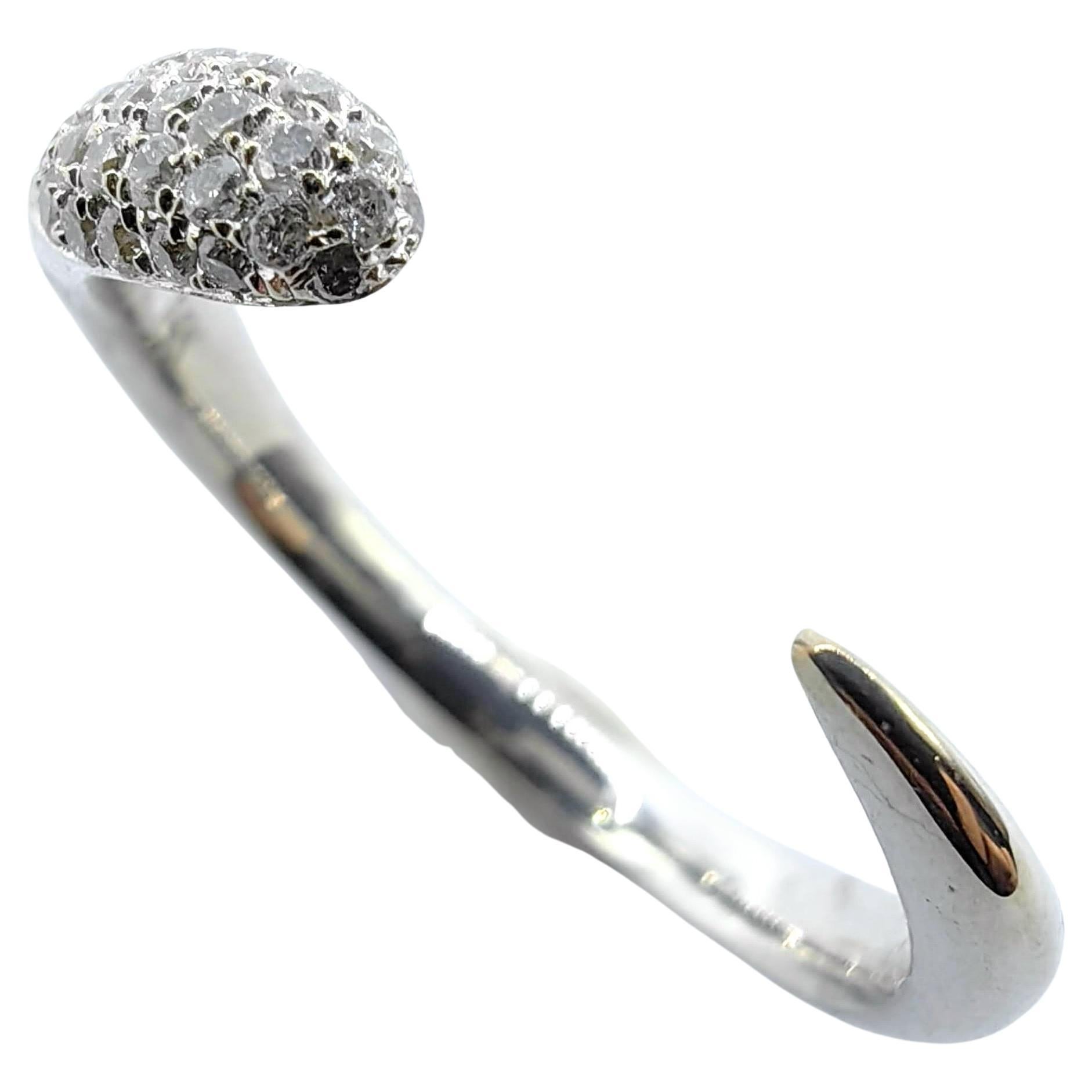 En vente :  Bague empilable Pavé Diamond Dome Open Tapered Band en or blanc 18K