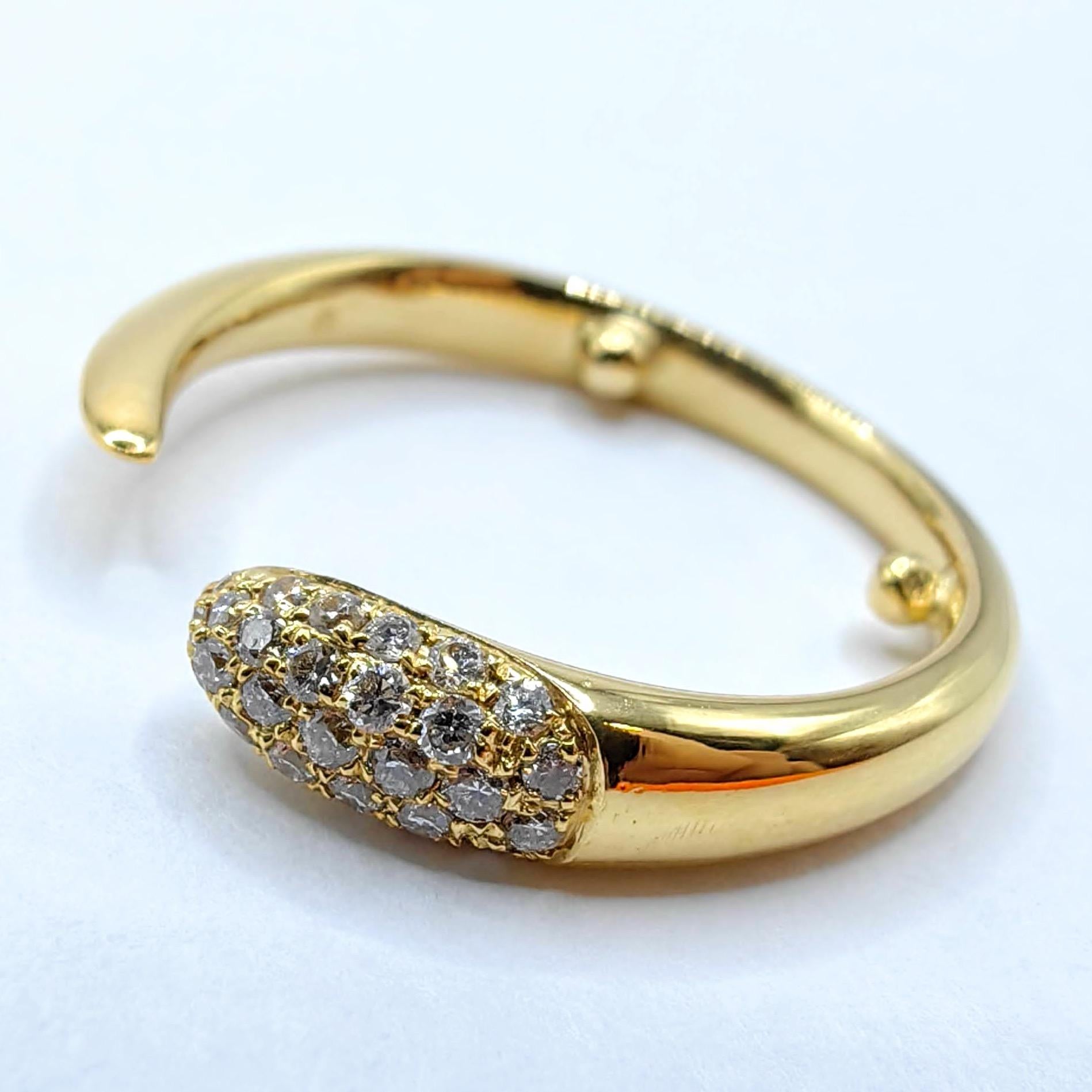 En vente :  Bague empilable en or jaune 18 carats Pavé Diamond Dome Open Tapered Band 2
