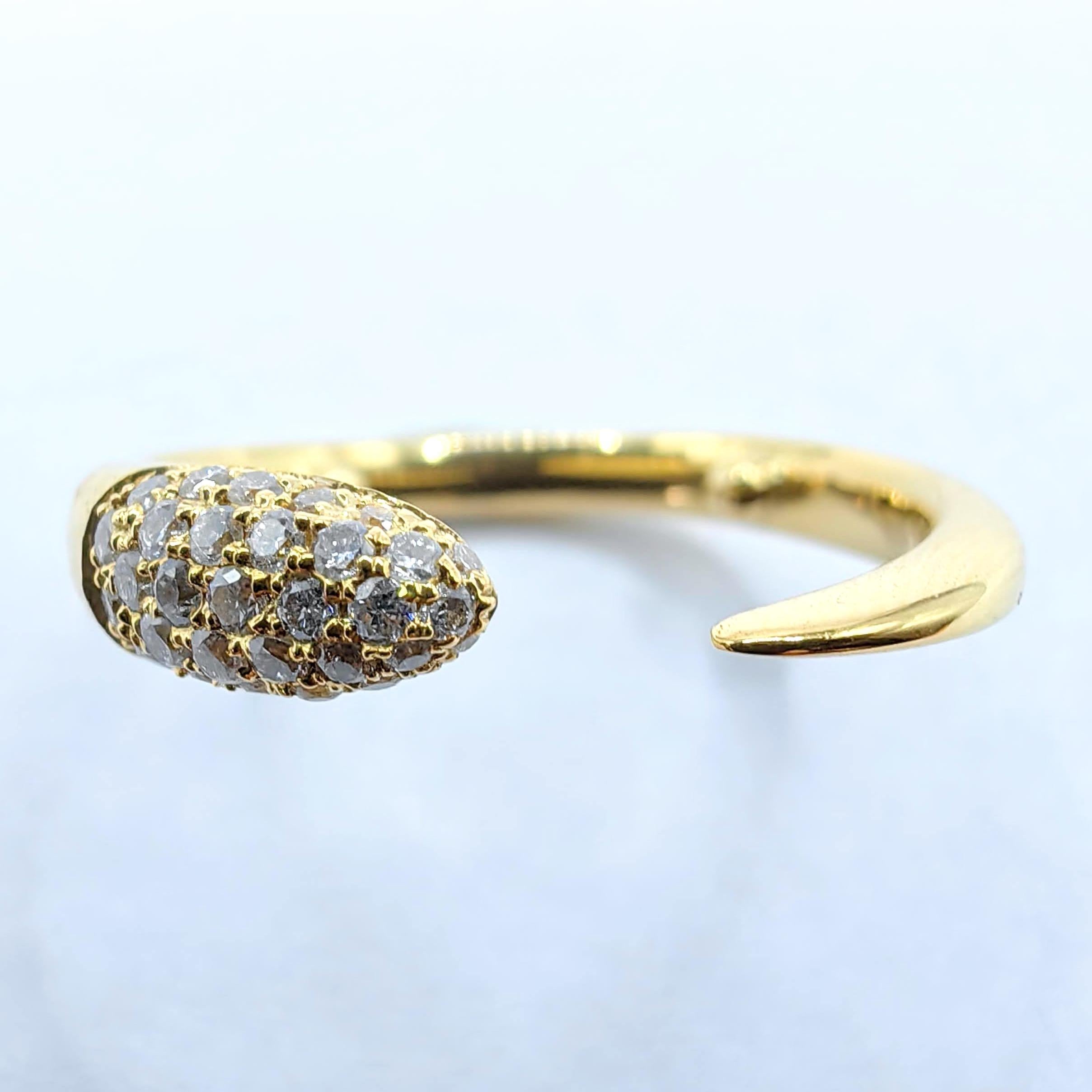 En vente :  Bague empilable en or jaune 18 carats Pavé Diamond Dome Open Tapered Band 3