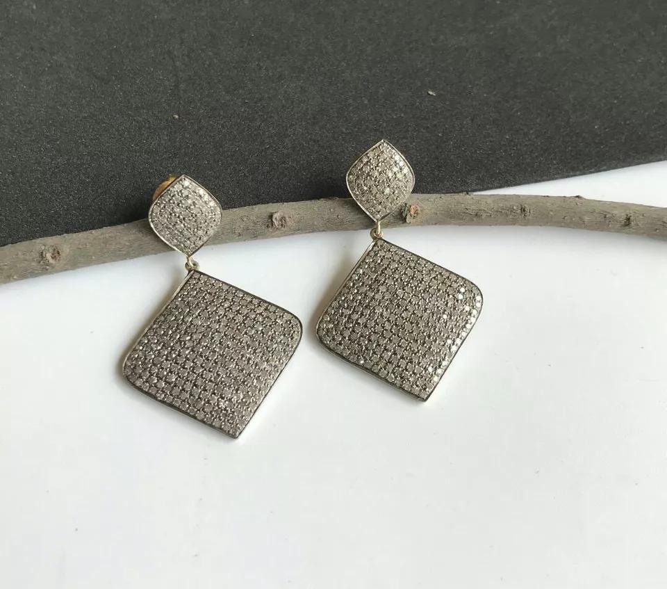 Round Cut Pave Diamond Earring in 14k Gold & 925 Silver Modern For Sale