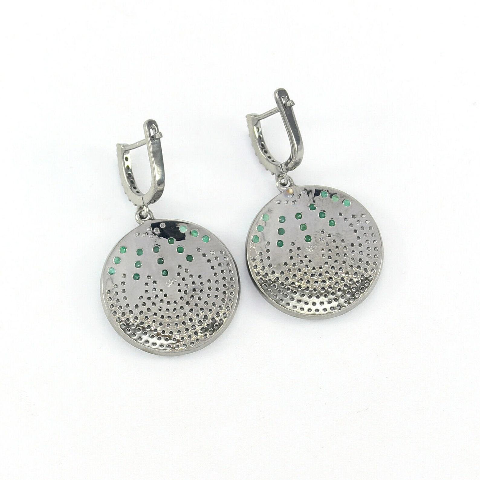 Pave Diamond Emerald Earring Round Disc Earring 925 Sterling Silver Fine Jewelry

Price listed for pair  of Earrings 

A P P R O X T I M E

All items are custom made to order. Our approx time is about 6 - 10 business days. This can change during