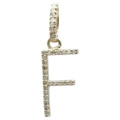 Colgante unisex de joyería fina con letra «F» de diamantes en pavé, de oro amarillo de 14k