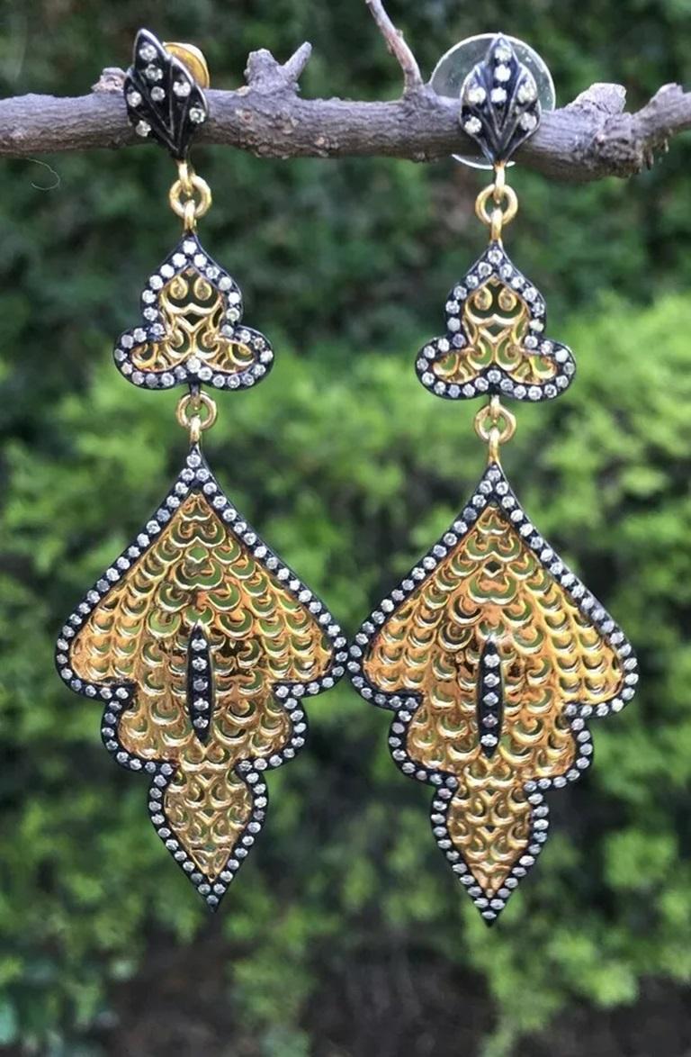 Orecchino in filigrana con pavé di diamanti in oro 14k e argento 925 In condizioni Nuovo in vendita a Chicago, IL