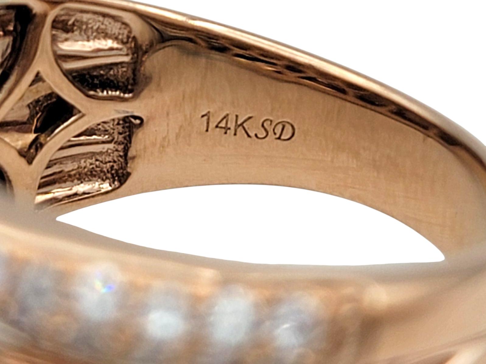 Fünfreihiger skulpturaler Pavé-Diamantring aus 14 Karat Weiß- und Roségold im Angebot 2