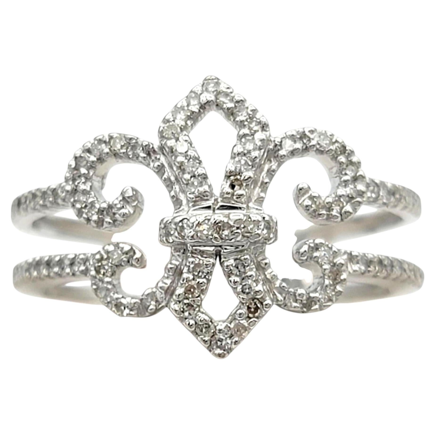 Pavé Diamond Fleur De Lis Motif Split Shank Band Ring in 14 Karat White Gold
