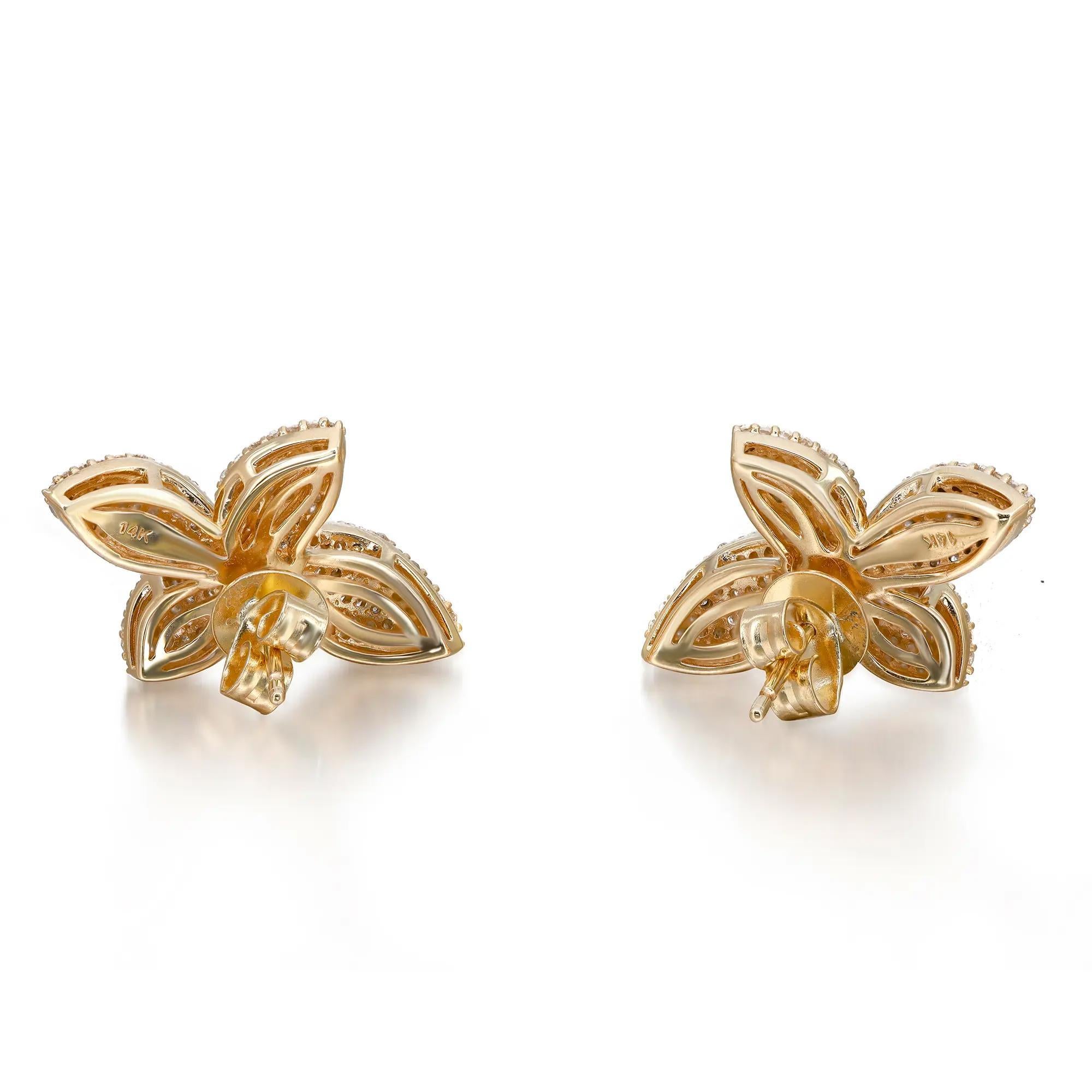 Moderne Boucles d'oreilles florales en or jaune 14K avec diamants pavés, taille ronde 1.00Cttw en vente