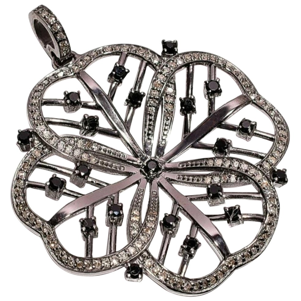 Pendentif fleur en diamant pavé Argent 925 Spinel Gem Locket Pendentif Cadeau. en vente