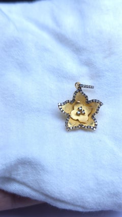 Pave Diamond flower pendent 925 sterling silver hand made antique cut diamond