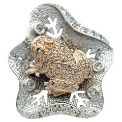 Pavé-Diamant-Frosch und Lily Pad Cocktail-Ring aus 14 Karat Rosé- und Weißgold