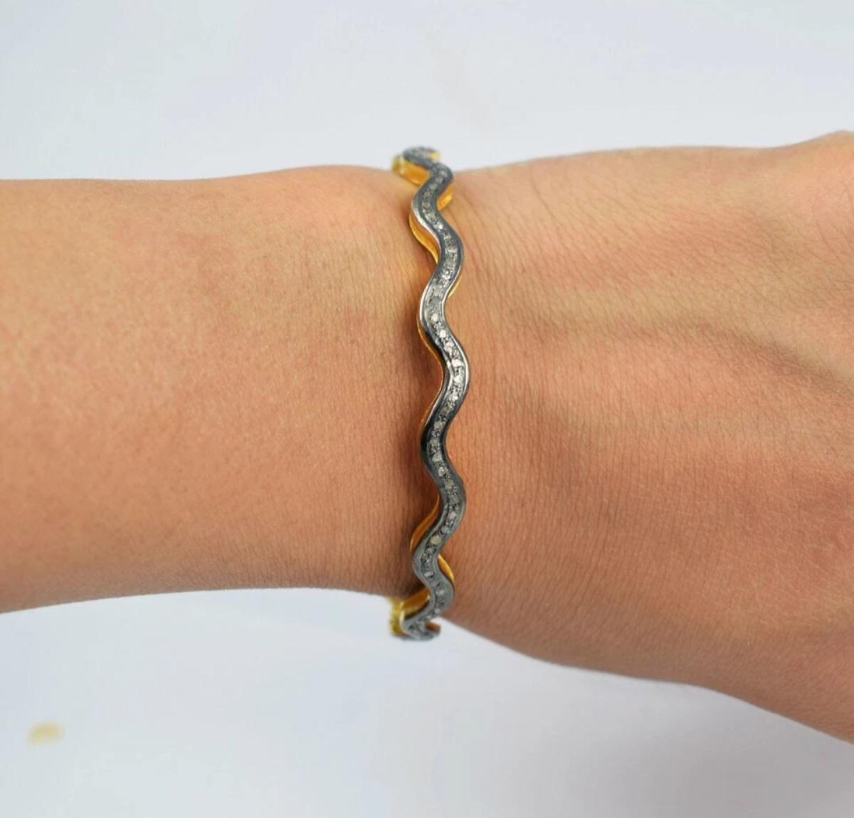 da uomo o donna Bracciale con diamanti Pave Bangle fatto a mano in argento 925 Bangle moderno con diamanti. in vendita