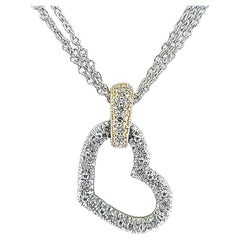 Collier multibrins en or blanc avec cœur en diamant pavé