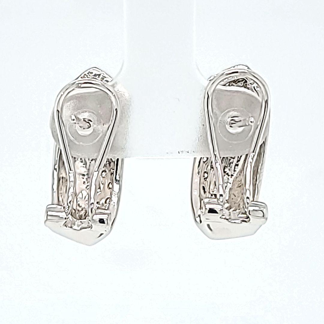 Pave Diamond Huggie Earrings with Knifedge In Good Condition For Sale In Coral Gables, FL