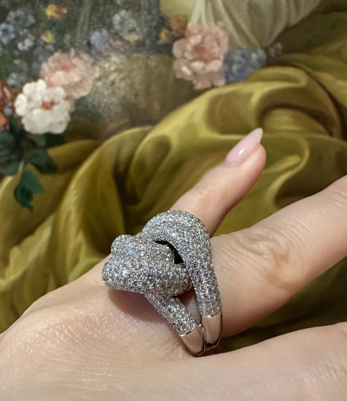 Pavé Diamond Knot Cocktail Ring in 18k White Gold In Excellent Condition In La Jolla, CA