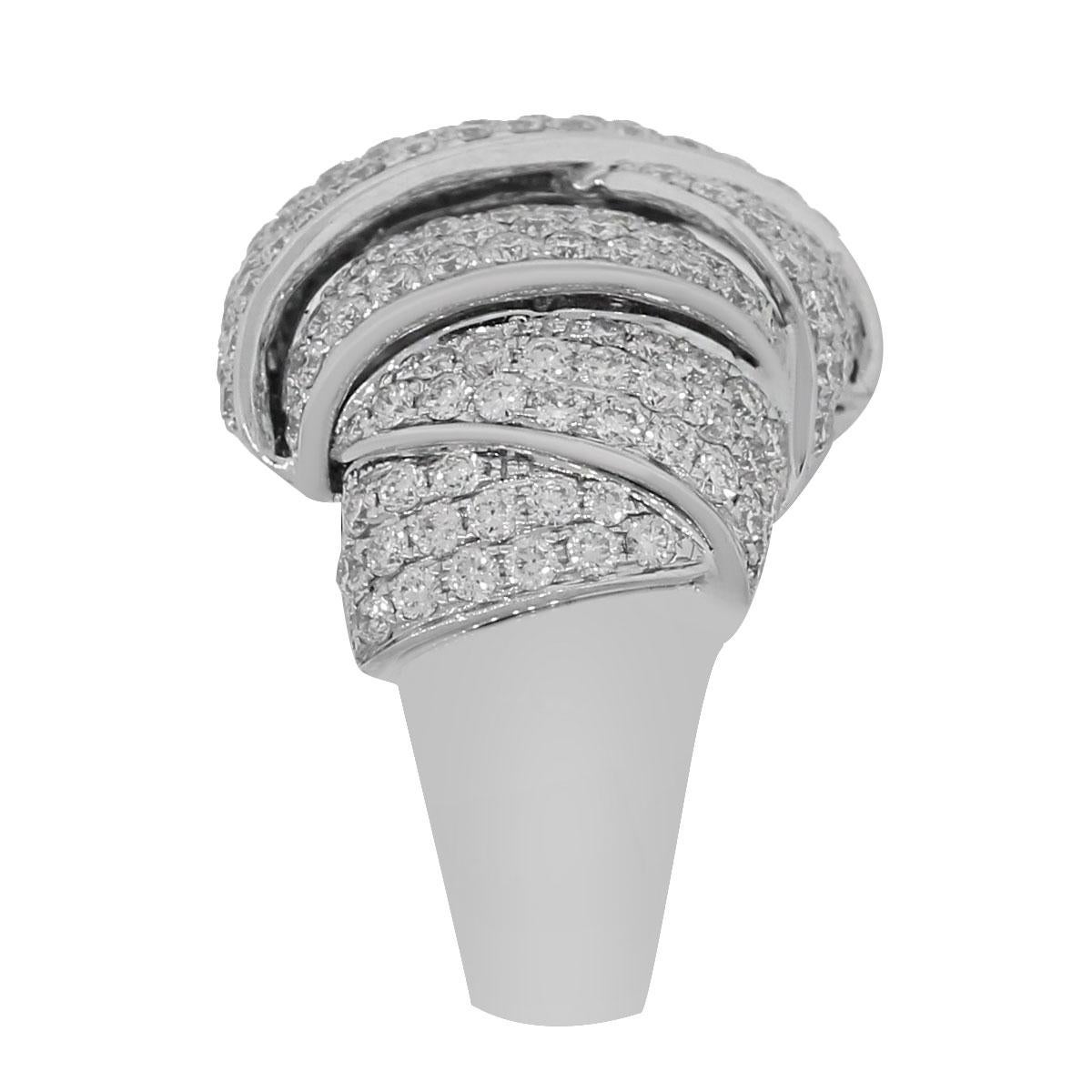 pave knot ring