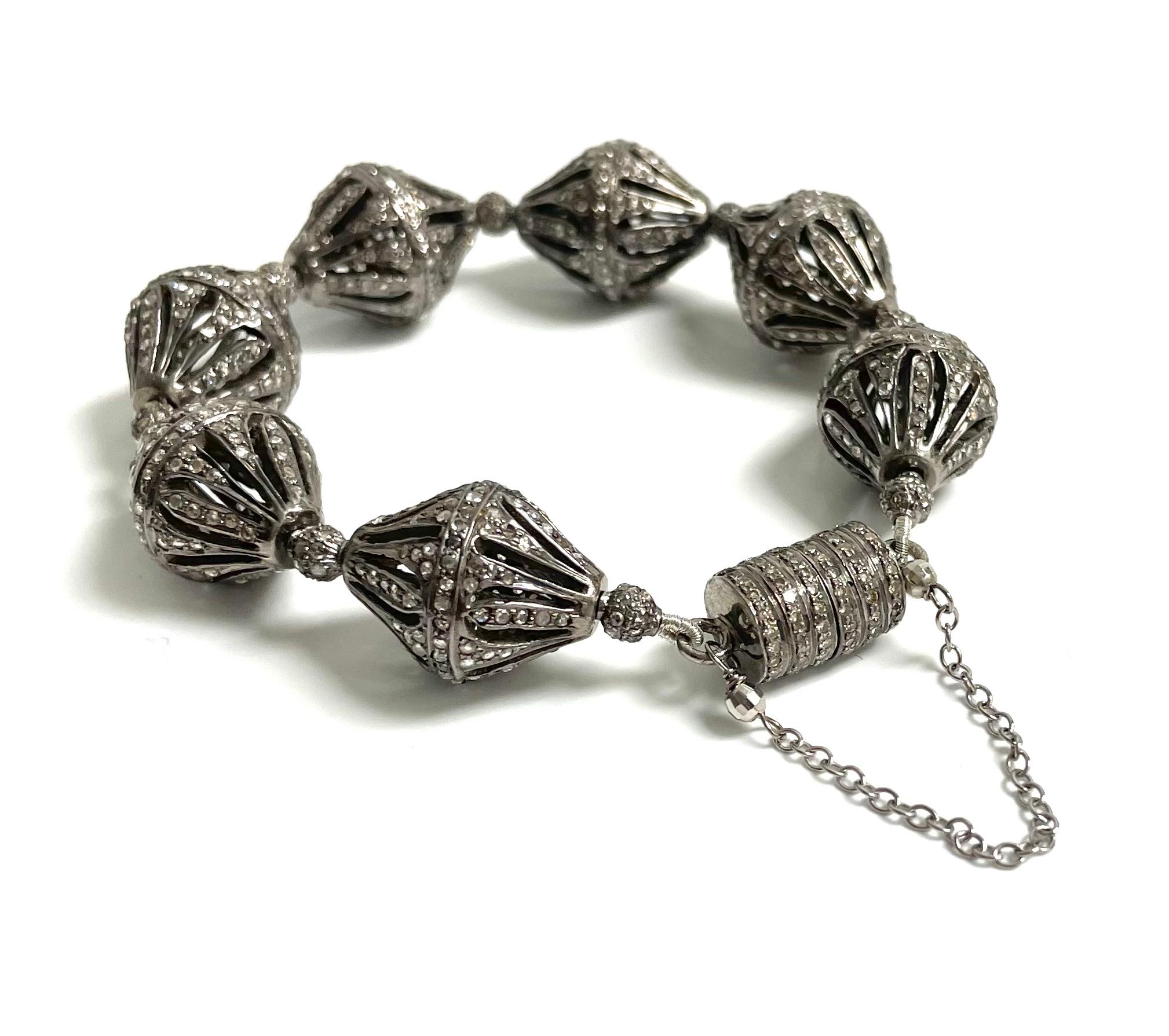 Pave Diamant-Gitter Paradizia Armbänder im Angebot 3