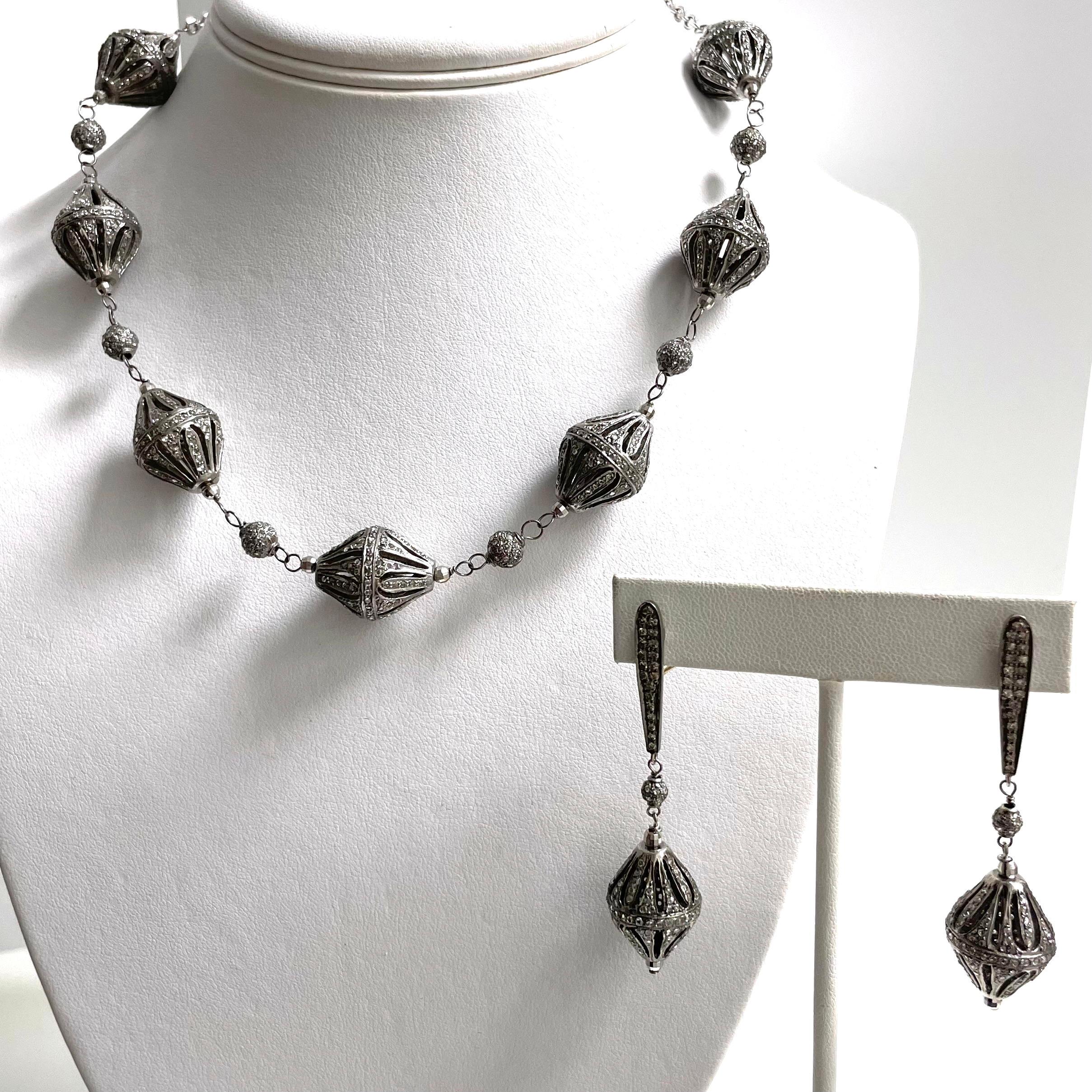 Collier Paradizia en treillis de diamants pavés en vente 2