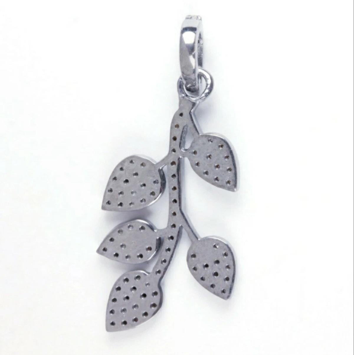 da uomo o donna Ciondolo a forma di foglia con diamante Pave, ciondolo in argento 925 per donne e ragazze. in vendita