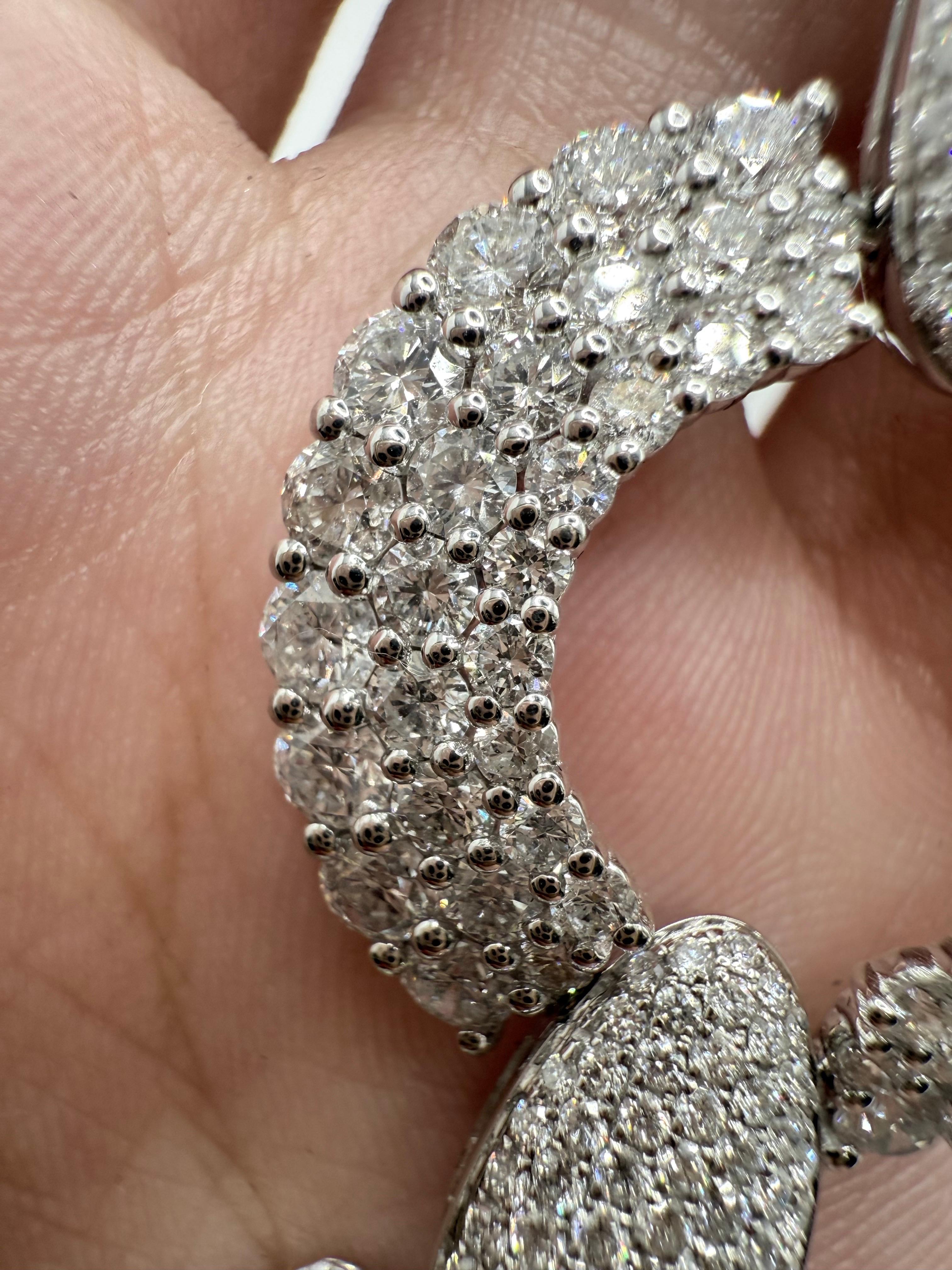 Bracelet à maillons pavés de diamants Pour femmes en vente