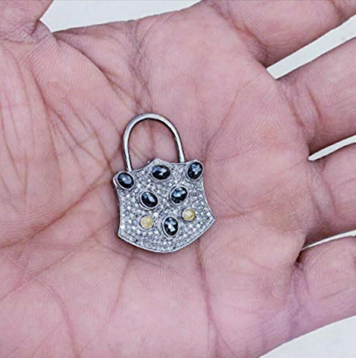 Women's Pave Diamond Lock Pendant 925 Sterling Silver Pendant For Men Women Unisex. For Sale