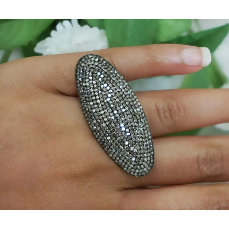 Anello lungo con pavé di diamanti in argento 925 Anello di diamanti di design Anello nuziale regalo
Leggero, può essere indossato tutti i giorni

Informazioni aggiuntive:
Condit: Nuovo senza etichette: Un articolo nuovo di zecca, non usato e non